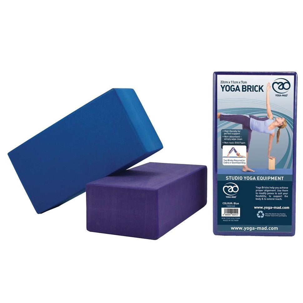 Fitness Mad Keepfit yoga brick in purple, made of dense foam, ideal for yoga practice and stretching exercises.
