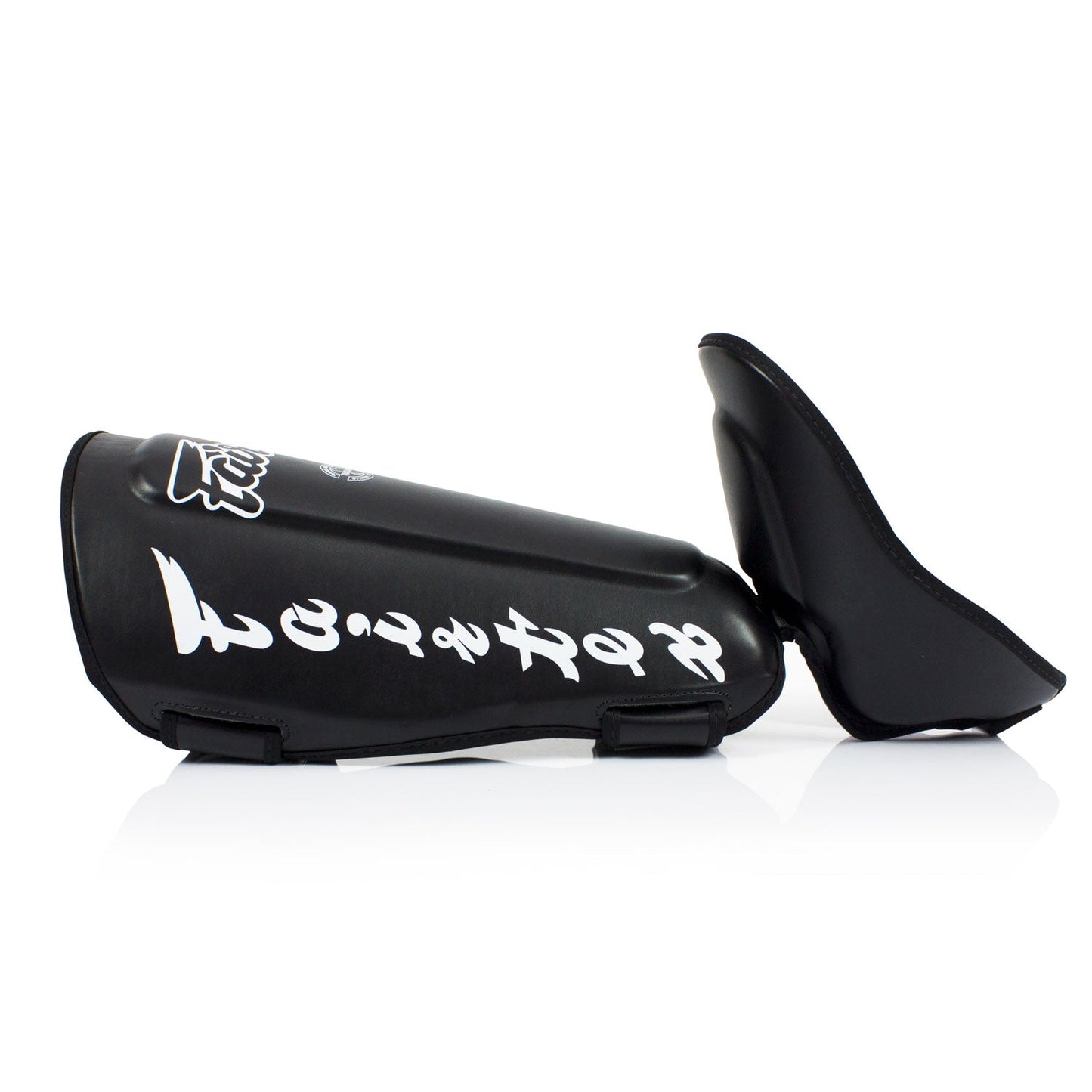 Fairtex Muay Thai Boxing Twister Detachable Shin Pads Black