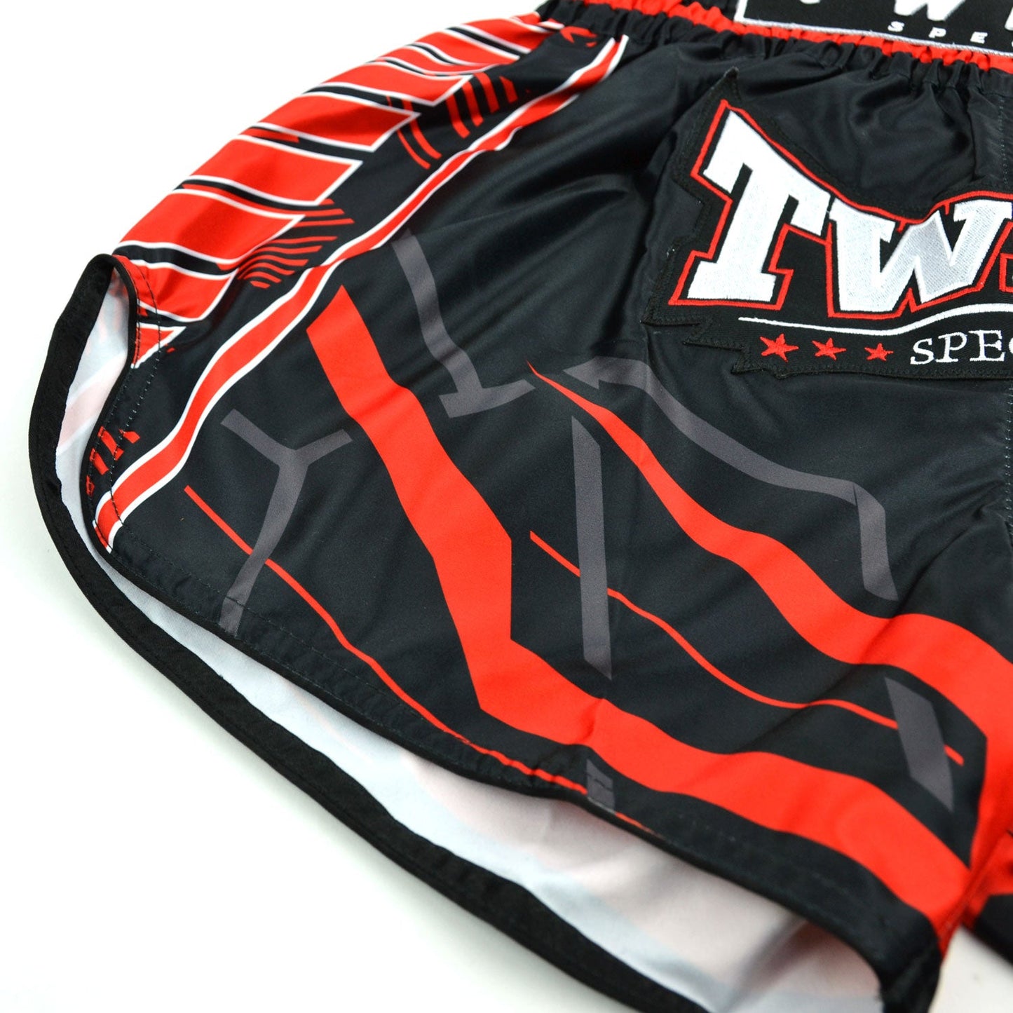 Twins Special Muay Thai Boxing Shorts - RACING Black-Red