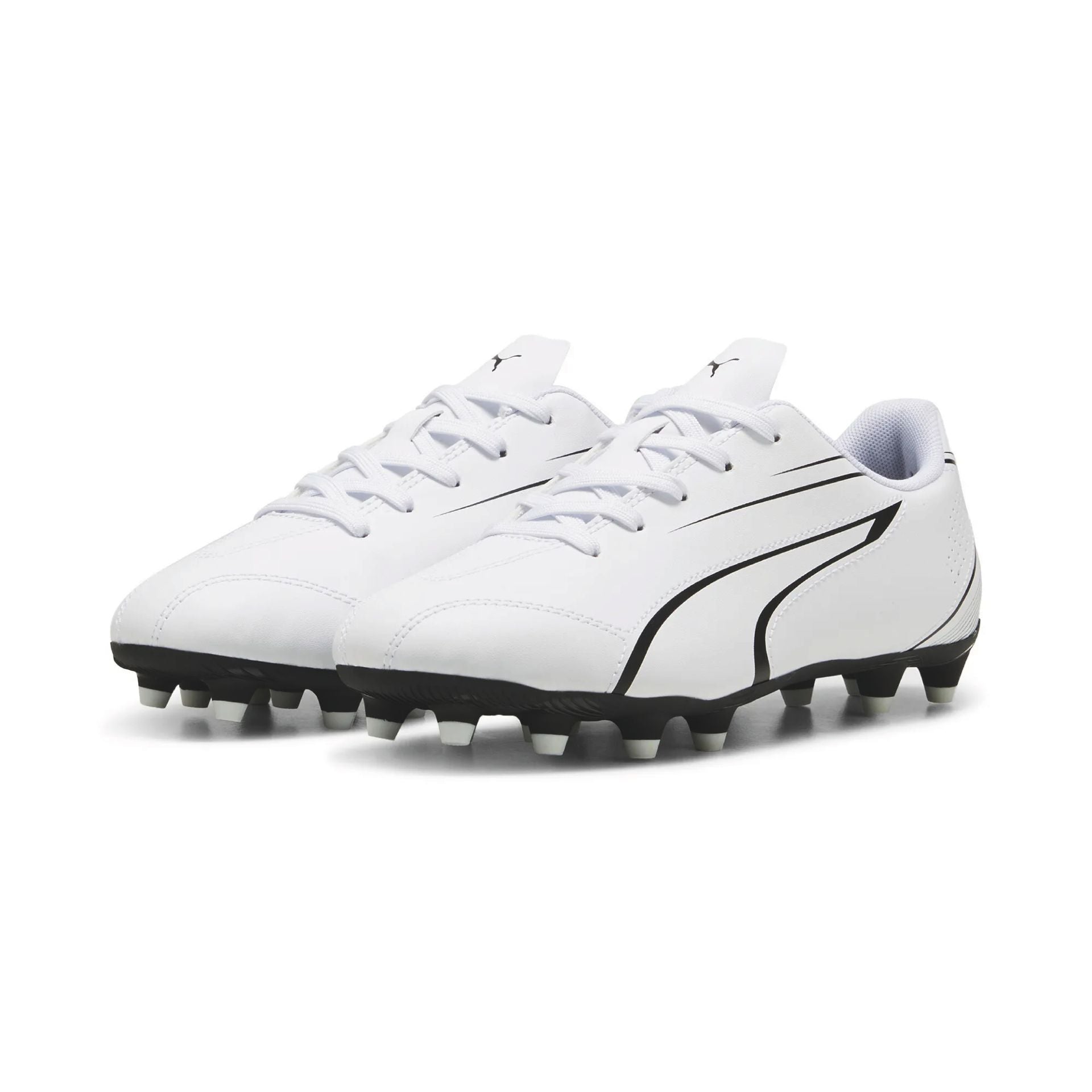 Puma Vitoria FG/AG junior football boots with synthetic upper and cleated sole for optimal grip and performance on the field.