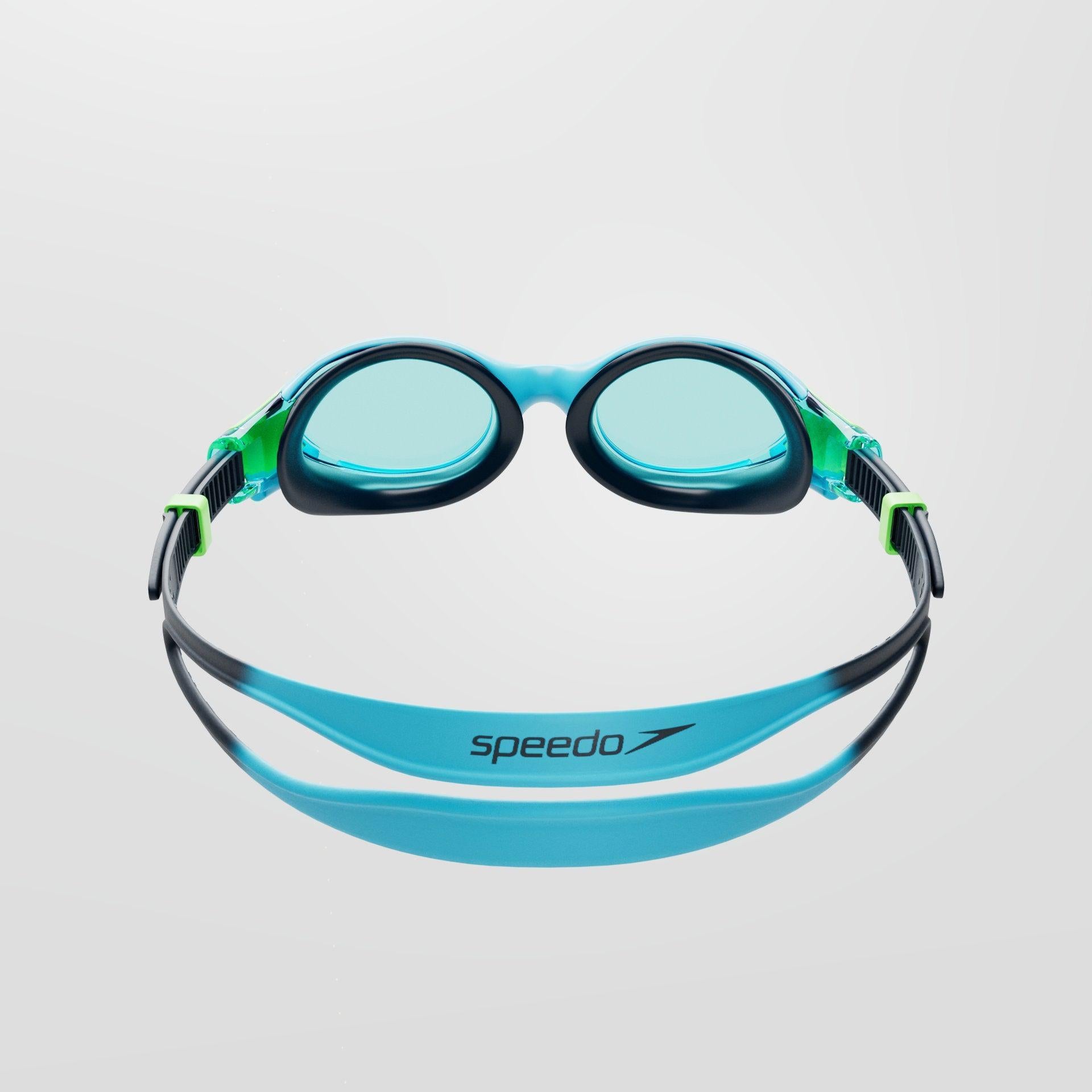 Junior Speedo Biofuse swimming goggles with adjustable strap and clear lenses, designed for comfortable fit and water clarity.