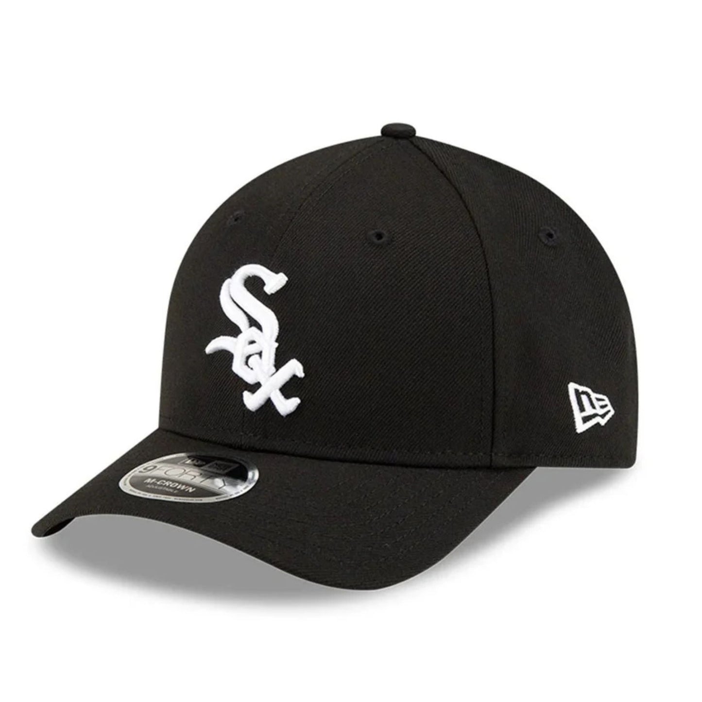 New Era Chicago White Sox baseball cap featuring the team logo and white design, perfect for sports fans and casual wear.