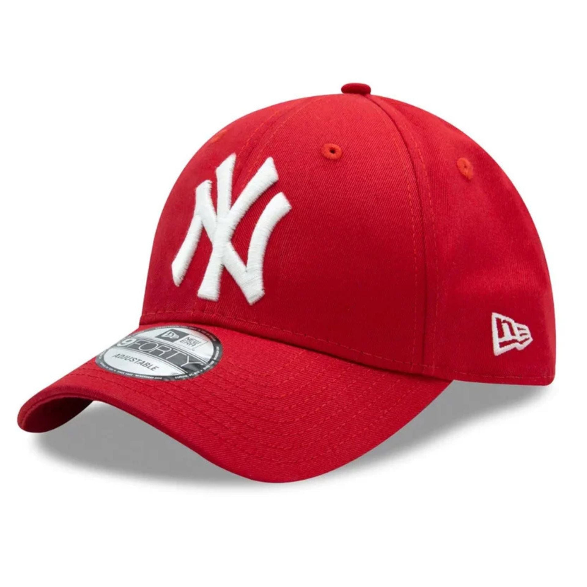 New Era Yankees cap, navy blue baseball hat with embroidered team logo, adjustable strap, sporting goods accessory