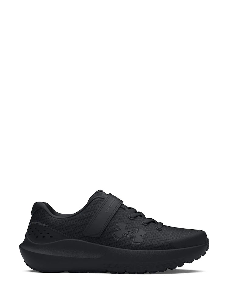 Under Armour Black Surge 4 Trainers Size 13.5UK Kids