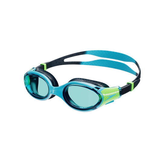 Speedo Biofuse Junior 2.0 swimming goggles with adjustable strap and clear lenses for kids' comfortable swim experience.