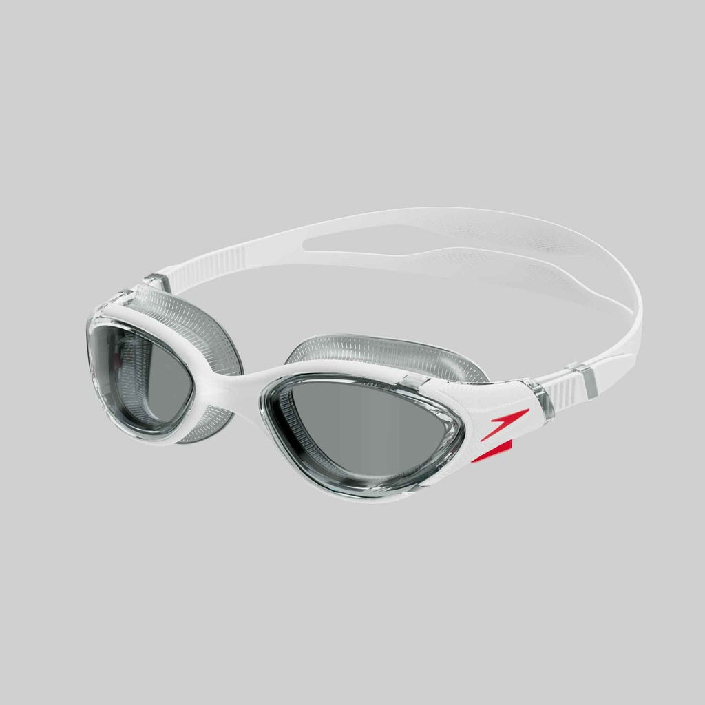 Speedo Biofuse 2.0 swimming goggles with adjustable straps and clear lenses for comfortable, leak-free fit during swimming activities.