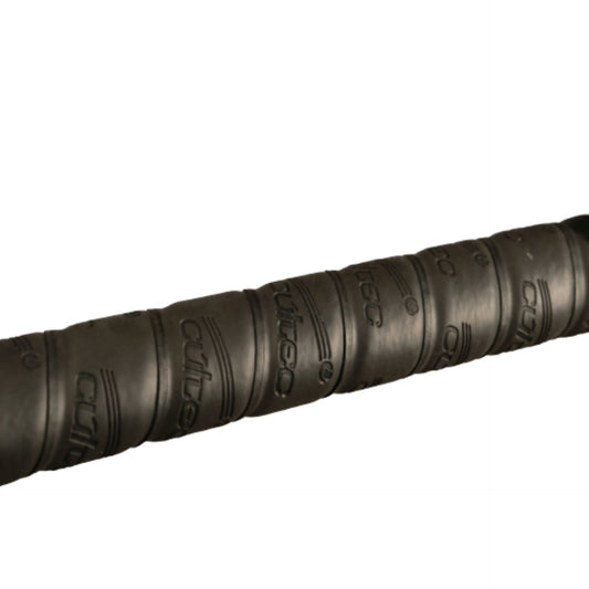 Cúltec Cultec hurling grips for sporting goods, showing close-up of textured grip surface on hurling stick.