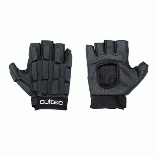 Left-handed Cúltec Cultec Elite Junior hurling glove with breathable design and padded grip for youth players.