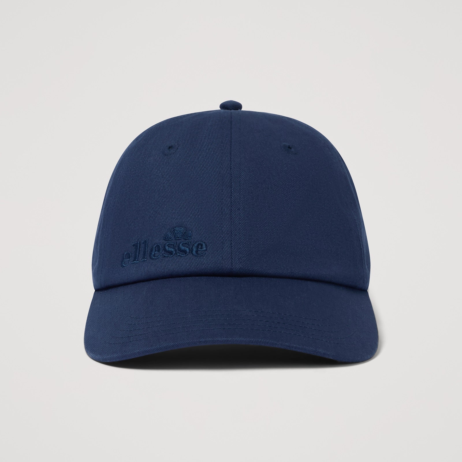 Ellesse Arona Cap in black, casual accessories with adjustable strap and embroidered logo, ideal for outdoor or sporty wear.
