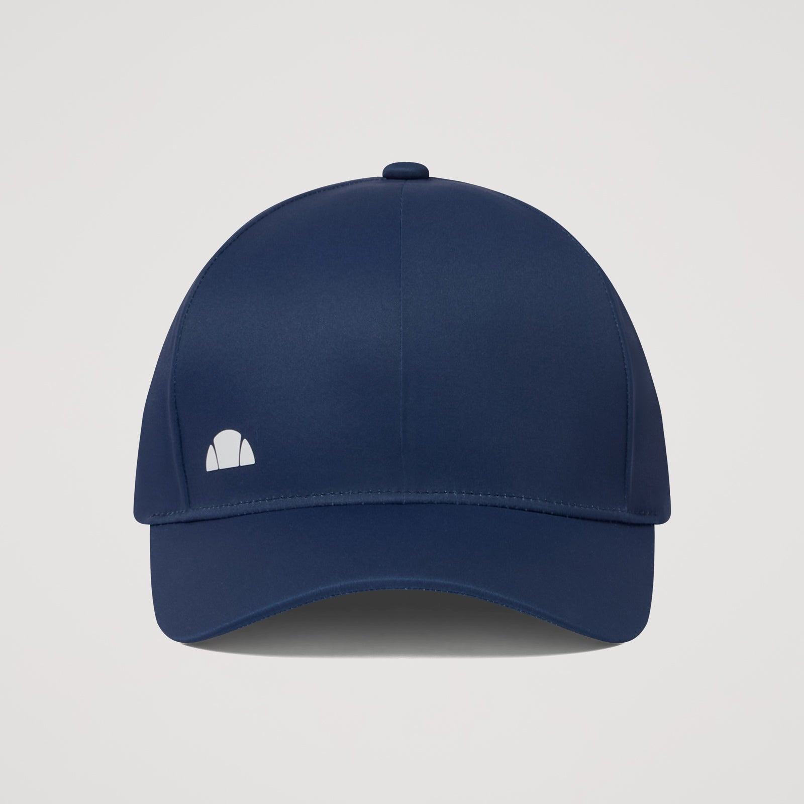 Ellesse Sarnaro cap, a stylish accessories piece with a curved brim and embroidered logo, perfect for casual wear.