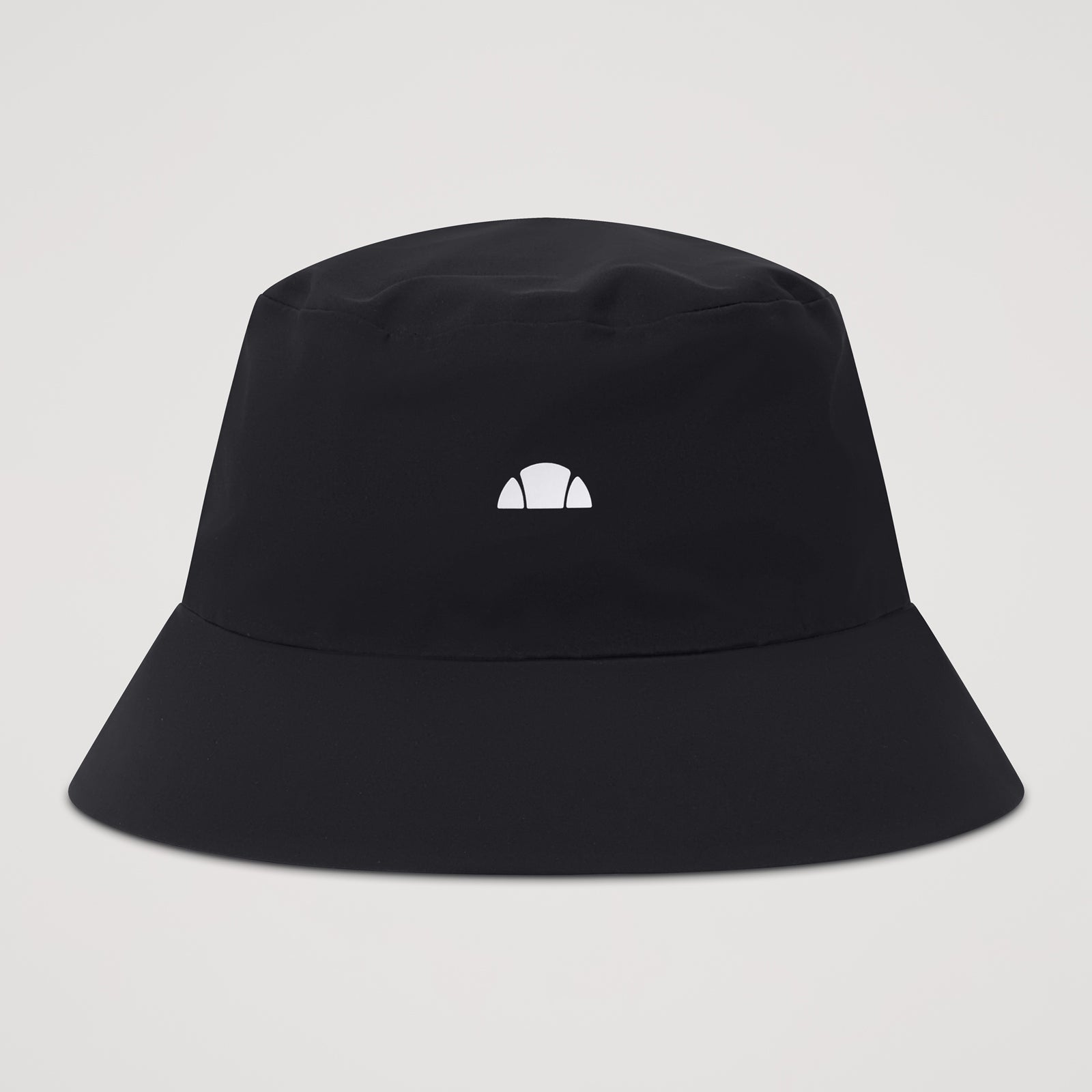 Ellesse Varsola bucket hat in neutral fabric with wide brim, casual accessory for sun protection and style.