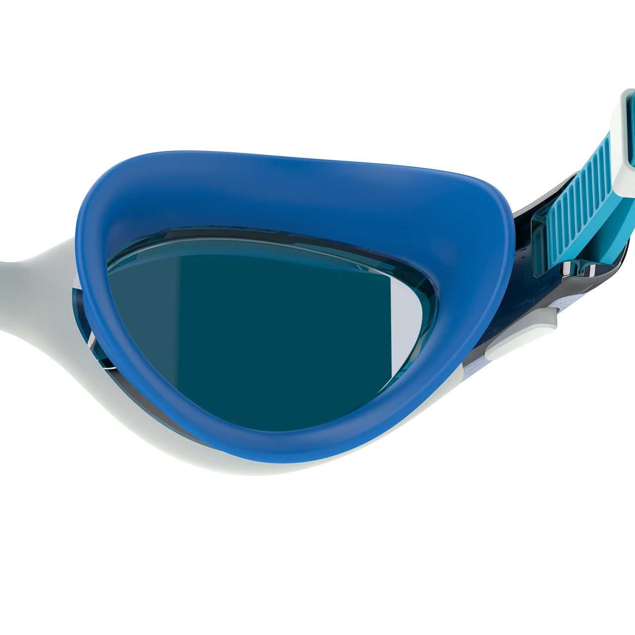 Speedo Biofuse 2.0 swimming goggles with adjustable strap and clear lenses, designed for comfort and performance during swim sessions.