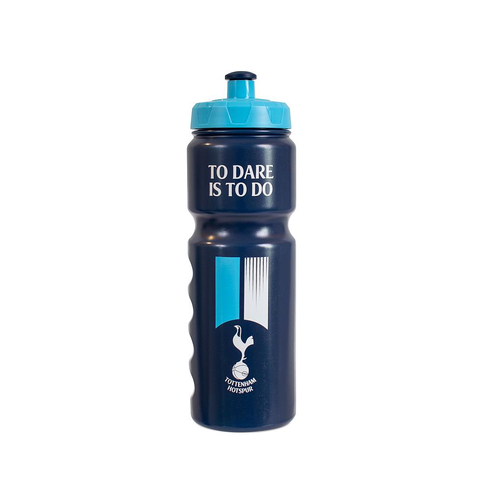 Team Merchandise 750ml plastic sports bottle with a screw-on lid and team logo, ideal for athletic activities and hydration.