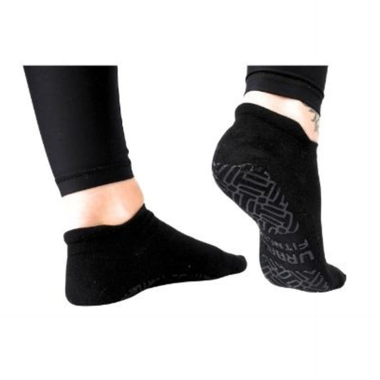 Urban Fitness Junior yoga and Pilates grip socks with low-rise design, featuring non-slip grips for secure workout sessions.