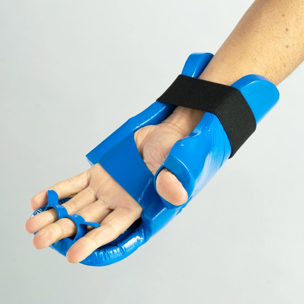 Blitz Dipped Foam Gloves