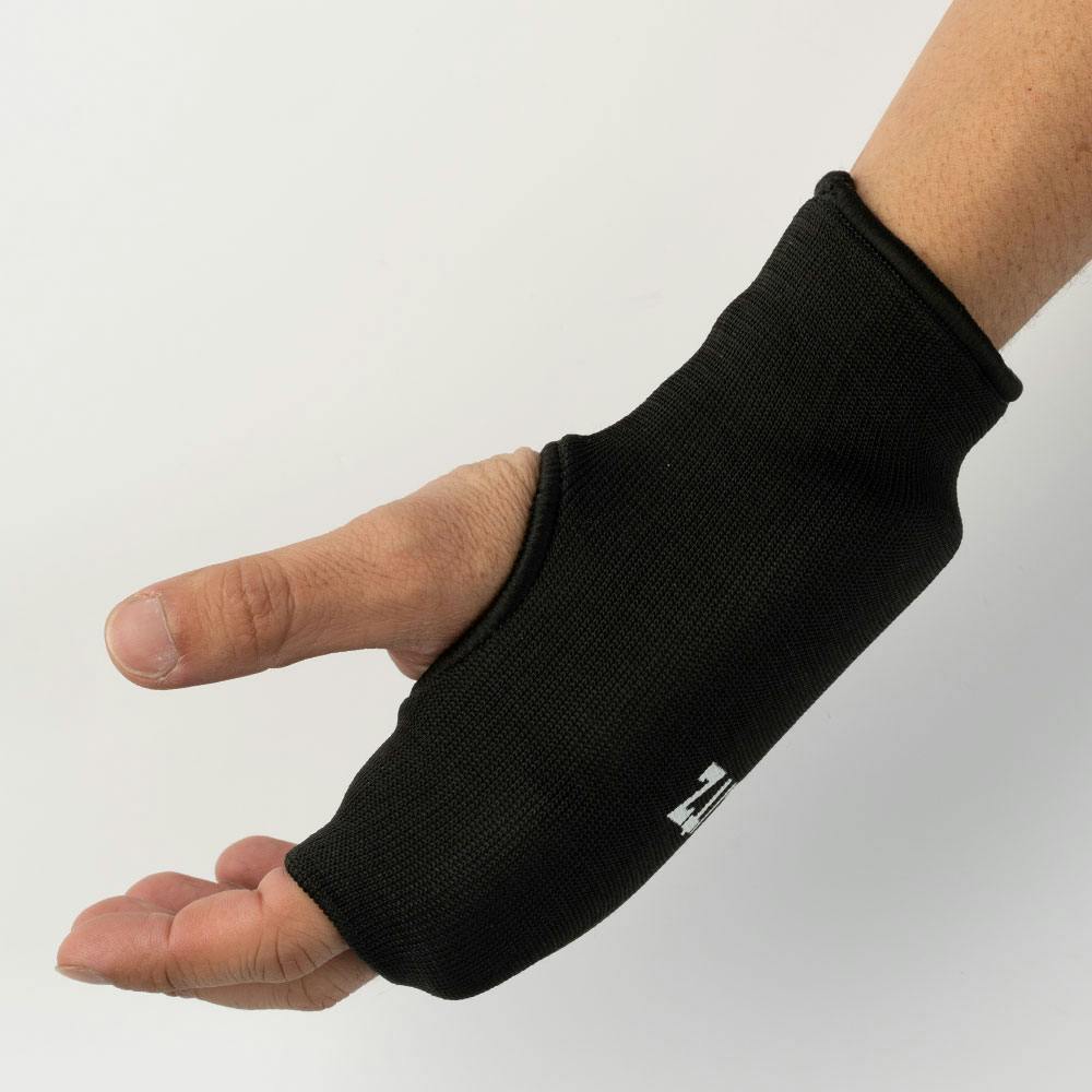 Blitz Elastic Hand Pads