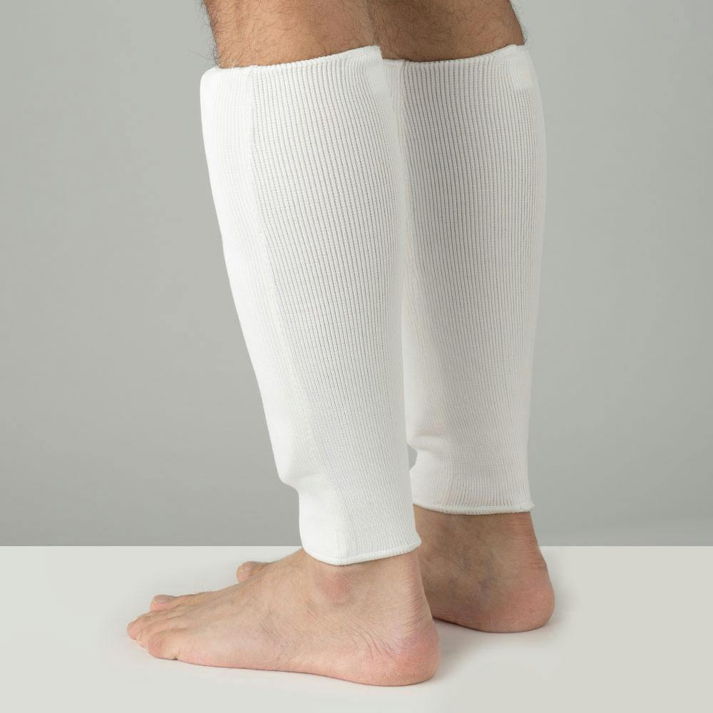 Blitz Elastic Shin Pads