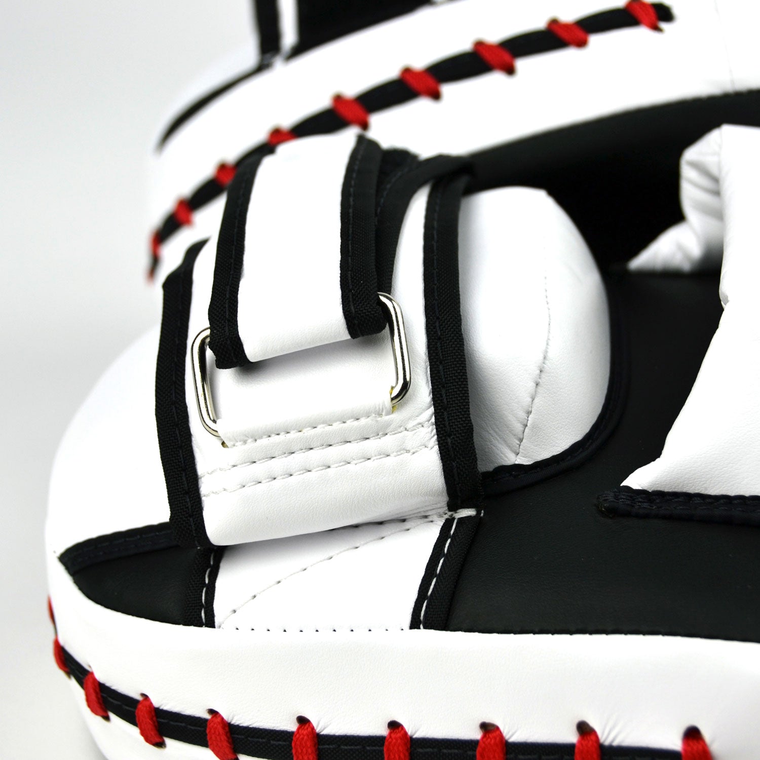 Fairtex Muay Thai Boxing Maximized Focus Mitts Black-White