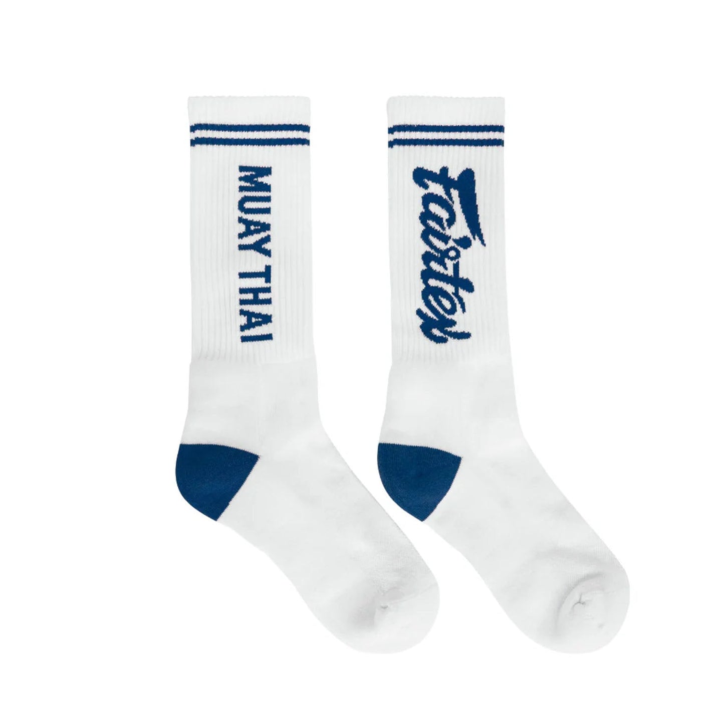 Fairtex white and blue sports socks with athletic design, ideal for training and sports activities.