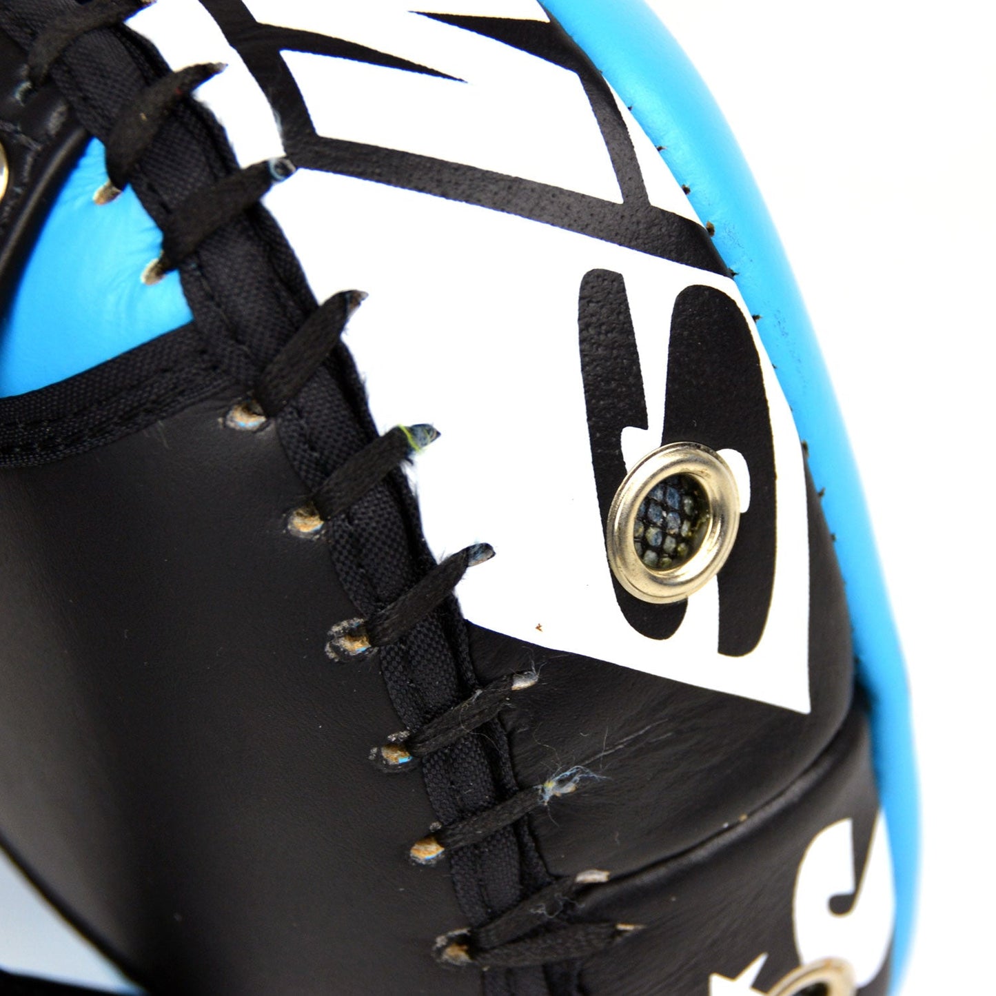 Twins Curved Leather Thai Kick Pads Light Blue-Black